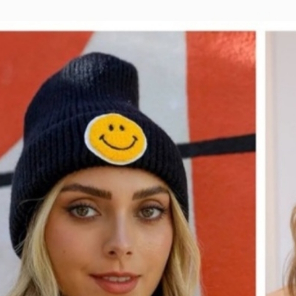 Other - NWT Happy Face Black Beanie